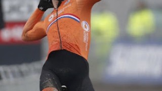 Van der poel campeon del mundo de ciclocross 2021.